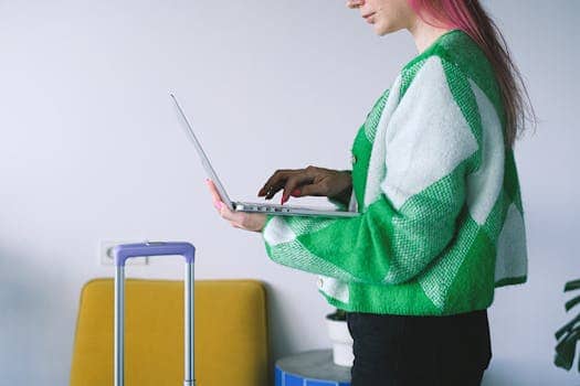 Global Mobility Trends: Relocation Incentives for Critical Roles