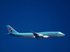 No-Frills Long-Haul: Ultra-Basic Flights for Frugal Travelers