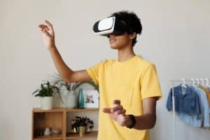 Virtual Reality Home Tours: Redefining Buyer Experiences in 2025
