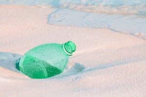 Plastic-Free Journeys: Hotels and Airlines Banning Single-Use Plastics