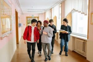 Hybrid Universities: Blending Campus Life with Virtual Learning