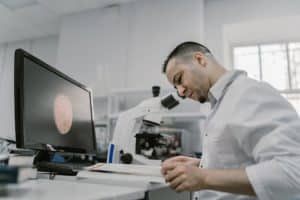 Biohacking Education: Merging Tech and Biology in Labs