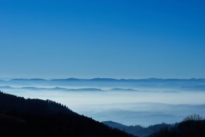 Low-Latency Gaming: How 5G Transforms Cloud Play